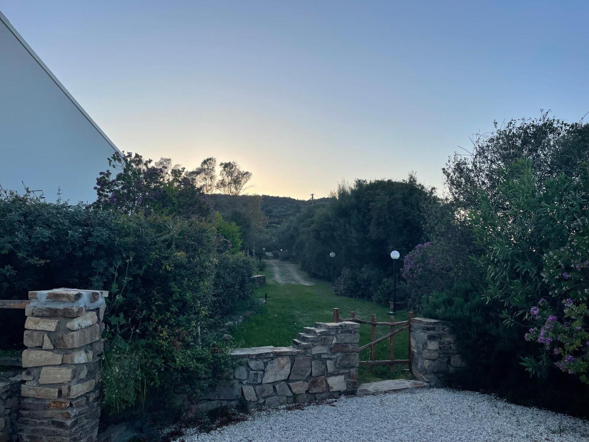 Villa Gegi Budoni Bagian luar foto